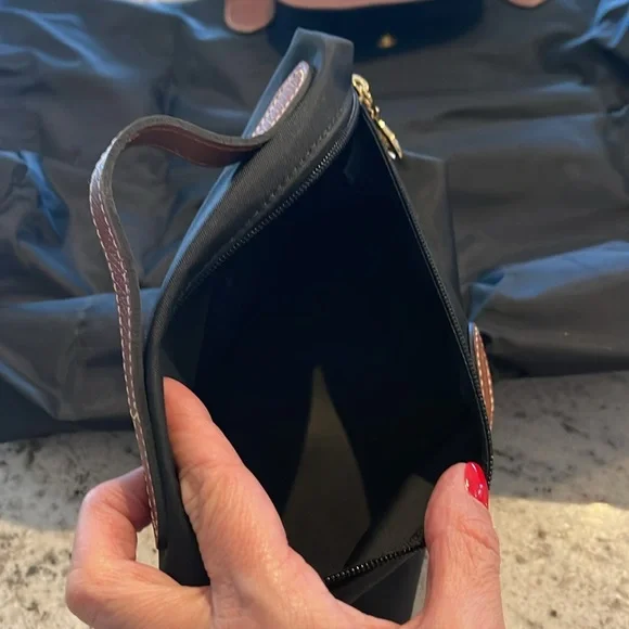 Long champ weekend bag with toiletries bag - Picture 4 of 7